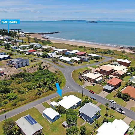 Colleen'S Beach Shack! Villa Emu Park Exterior photo